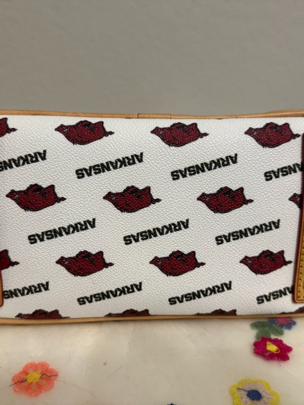 Dooney & Bourke Arkansas Razorbacks - Picture 5 of 8